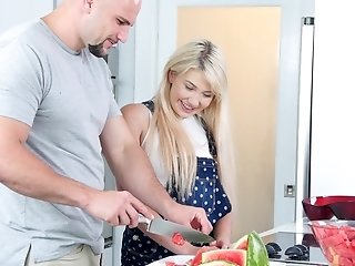 Blonde Sis Receives Monster Pecker For The Ultimate Home Shag