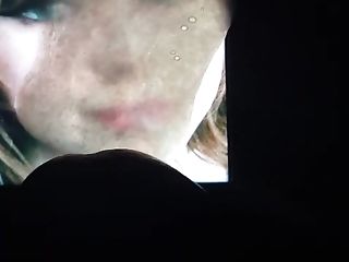 Cumtribute To A Sexy Milky Chick.