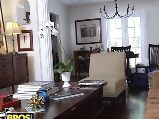 Bangbros - Latina Mummy "bianca" Cleans Mansion & Fucks Sean Lawless For Cash